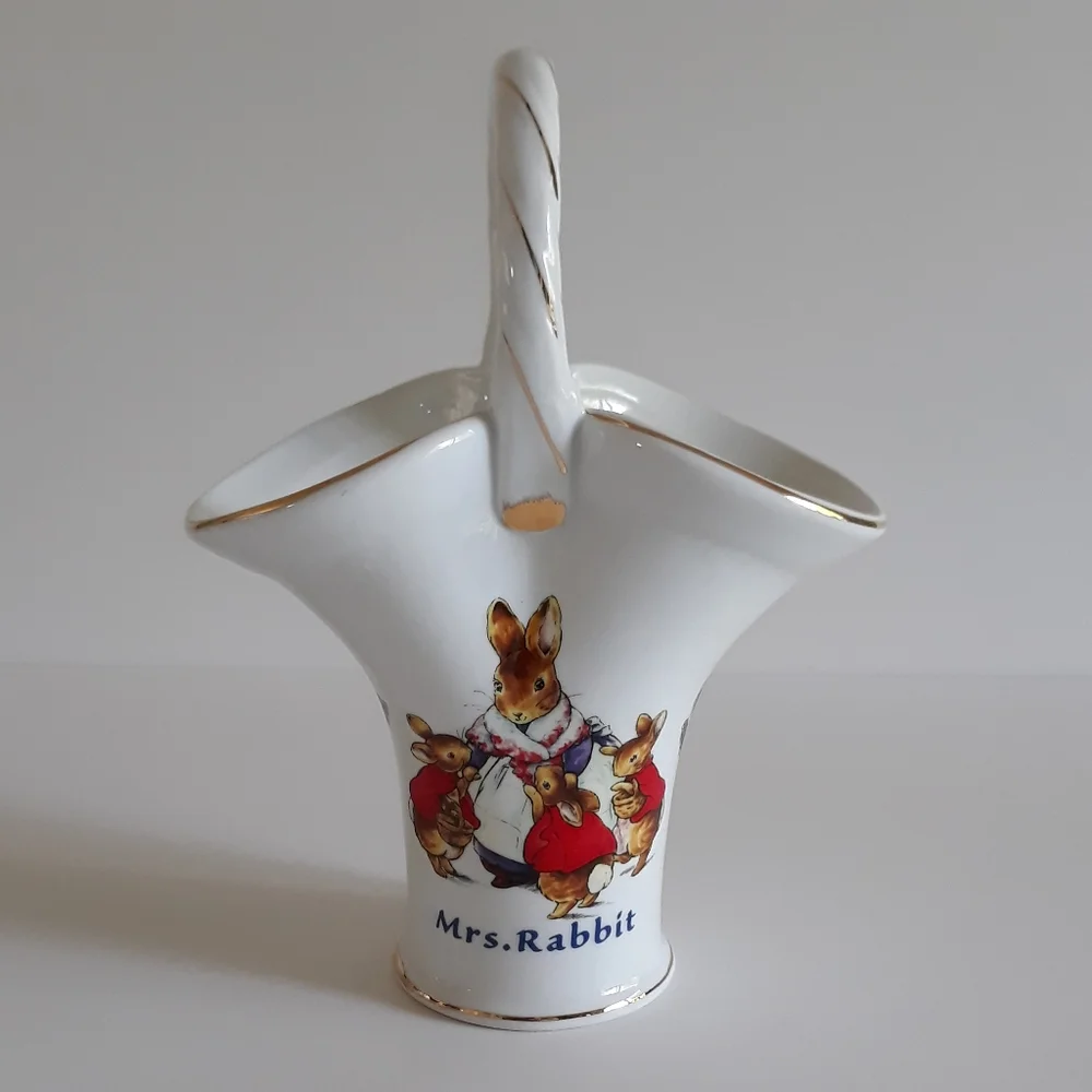 *Mrs. Rabbit ceramic vase 2002 Vintage